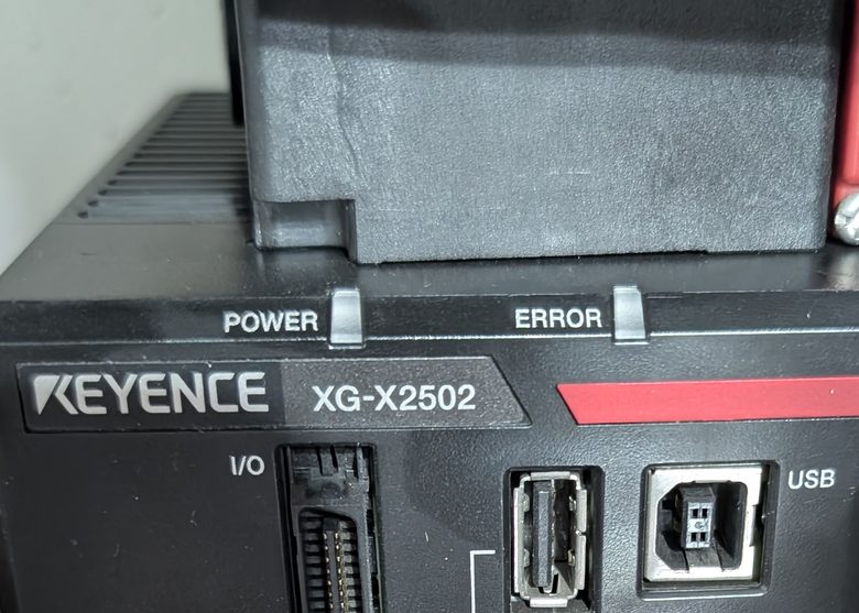 Keyence XG-X2502 machine-vision controller